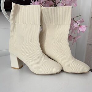 SHEIN Cream Knit Heeled Boots